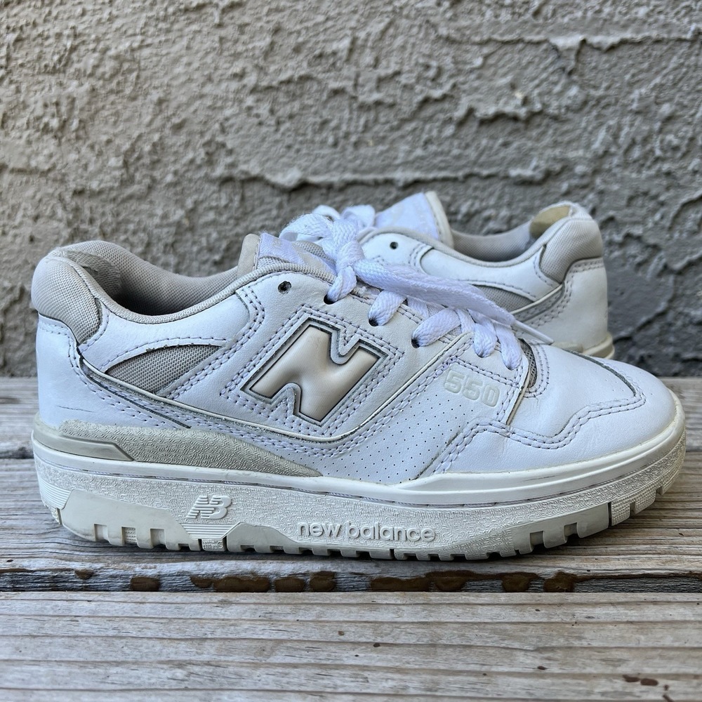 New Balance 550 Shoes Women Size 5.5 White Sneakers Low